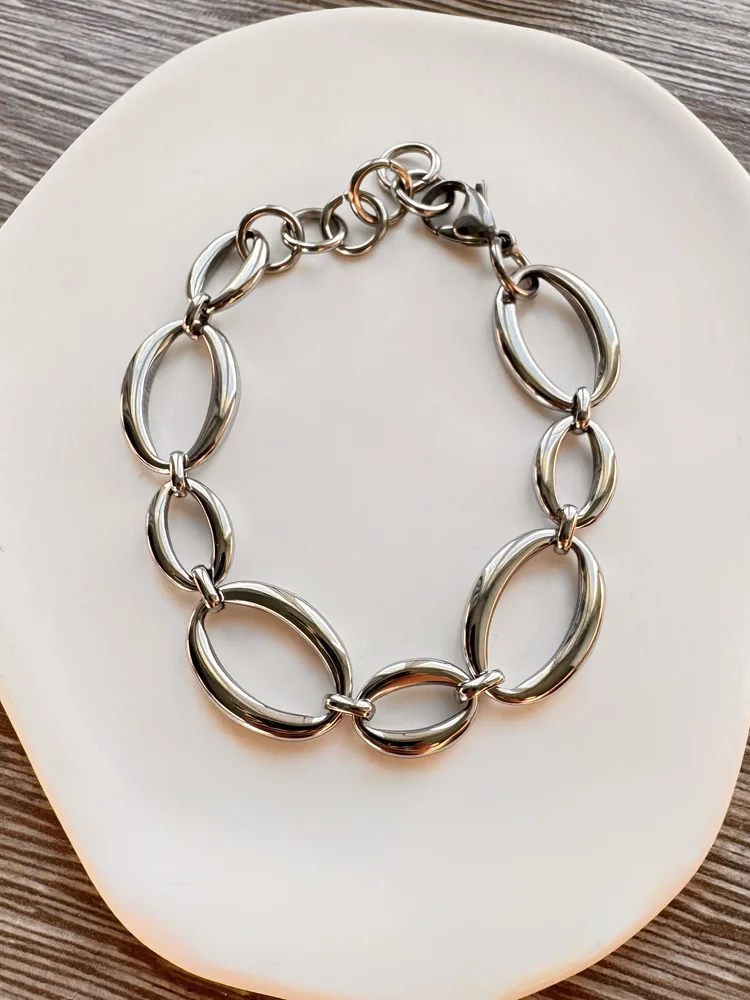 Ασημί Βραχιόλι με Οβάλ Κρίκους