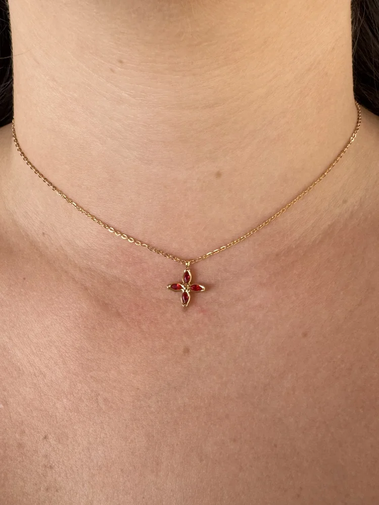 Ατσάλινο Χρυσό Κολιέ με Σταυρό από Κόκκινους Κρυστάλλους