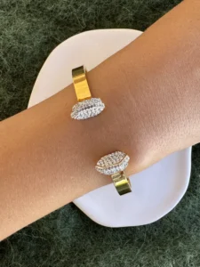 Χρυσή Ατσάλινη Χειροπέδα Ανοιχτή με zircon