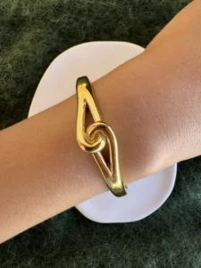 Χρυσή Ατσάλινη Χειροπέδα 'infinity knot'