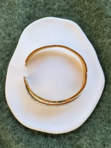 Χρυσή Ατσάλινη Χειροπέδα Χιαστί με zircon