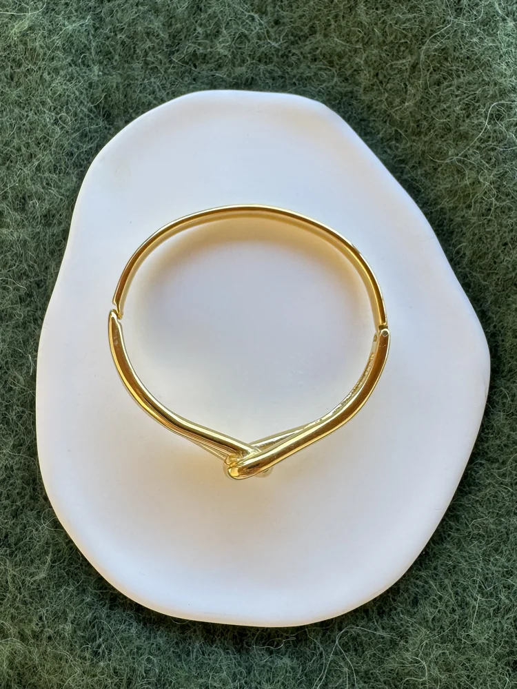 Χρυσή Ατσάλινη Χειροπέδα 'infinity knot'