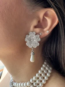 Καρφωτά Σκουλαρίκια Λουλούδι με Ζιργκόν και Πέρλα