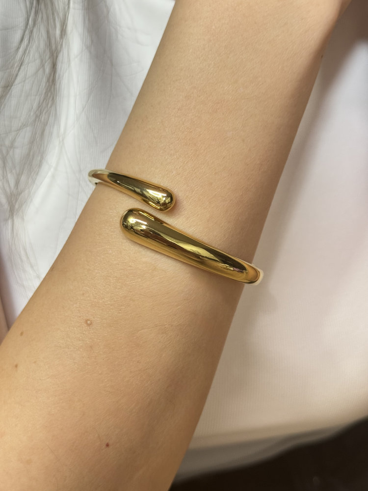 Χρυσή minimal Χειροπέδα με Καμπύλες